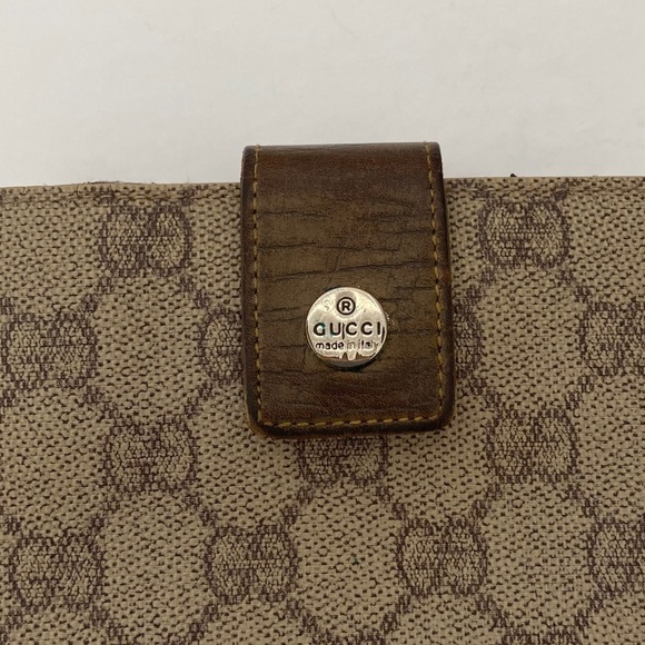 GUCCI GG Supreme Monogram Bifold Wallet - Picture 10 of 14